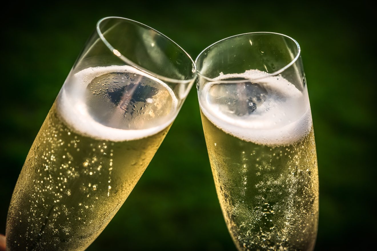 champagne-bubbles